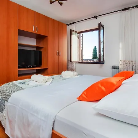 Apartments Valdibora Rovinj Exterior photo